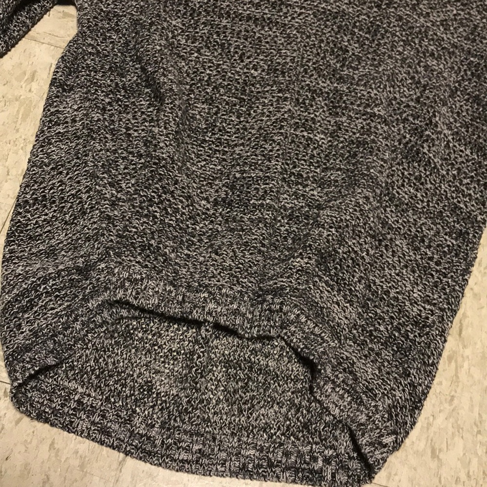 Sweater - Picture 3 of 4